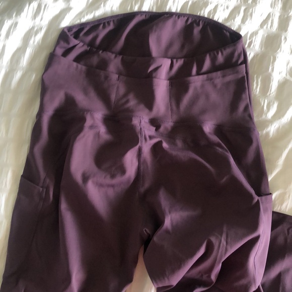 Purple maternity legging (Capri) - Picture 4 of 5